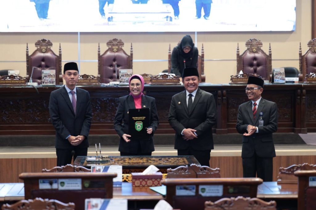 Agenda Penyampaian Pengantar Laporan Keterangan Pertanggung Jawaban (LKPJ) Gubernur Sumsel Tahun 2022 yang berlangsung di Gedung Paripurna DPRD Provinsi Sumsel, Senin (27/3/2023). (Foto : Humas DPRD Prov. Sumsel)