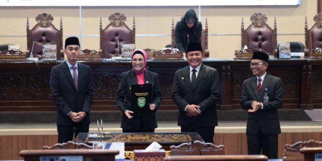 Agenda Penyampaian Pengantar Laporan Keterangan Pertanggung Jawaban (LKPJ) Gubernur Sumsel Tahun 2022 yang berlangsung di Gedung Paripurna DPRD Provinsi Sumsel, Senin (27/3/2023). (Foto : Humas DPRD Prov. Sumsel)