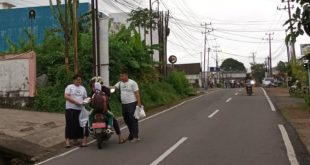 Santri Dukung Ganjar Sumsel kembali menggelar aksi sosial Jum'at Berkah Berbagi di Jalanan Kota Palembang.