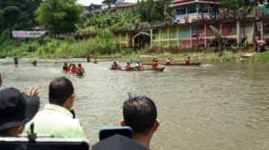 Wali Kota Lubuklinggau, H. SN Prana Putra Sohe, membuka perlombaan Bidar yang dilaksanakan di aliran Sungai Kelingi Kampung Ulung, Kelurahan Lubuklinggau Ulu, Kota Lubuklinggau.