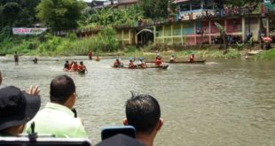 Wali Kota Lubuklinggau, H. SN Prana Putra Sohe, membuka perlombaan Bidar yang dilaksanakan di aliran Sungai Kelingi Kampung Ulung, Kelurahan Lubuklinggau Ulu, Kota Lubuklinggau.