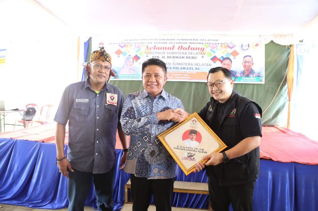 Perlasi Diinstruksikan Libatkan Anak-Anak Pada Lomba Layang-Layang Aduan. (Foto : Humas Prov. Sumsel)