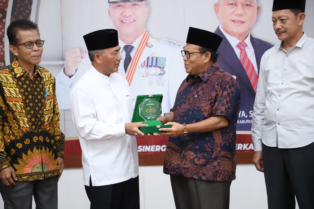 KH Amiruddin Nahrawi atau yang akrab disapa Cak Amir Ketua PWNU Sumsel, Minggu (9/4/2023)