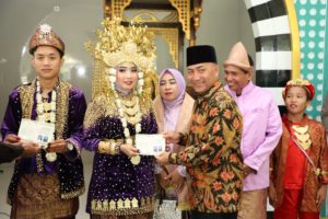 Jadi Saksi Akad Nikah Petugas Kebersihan Ruang Kerja Bupati