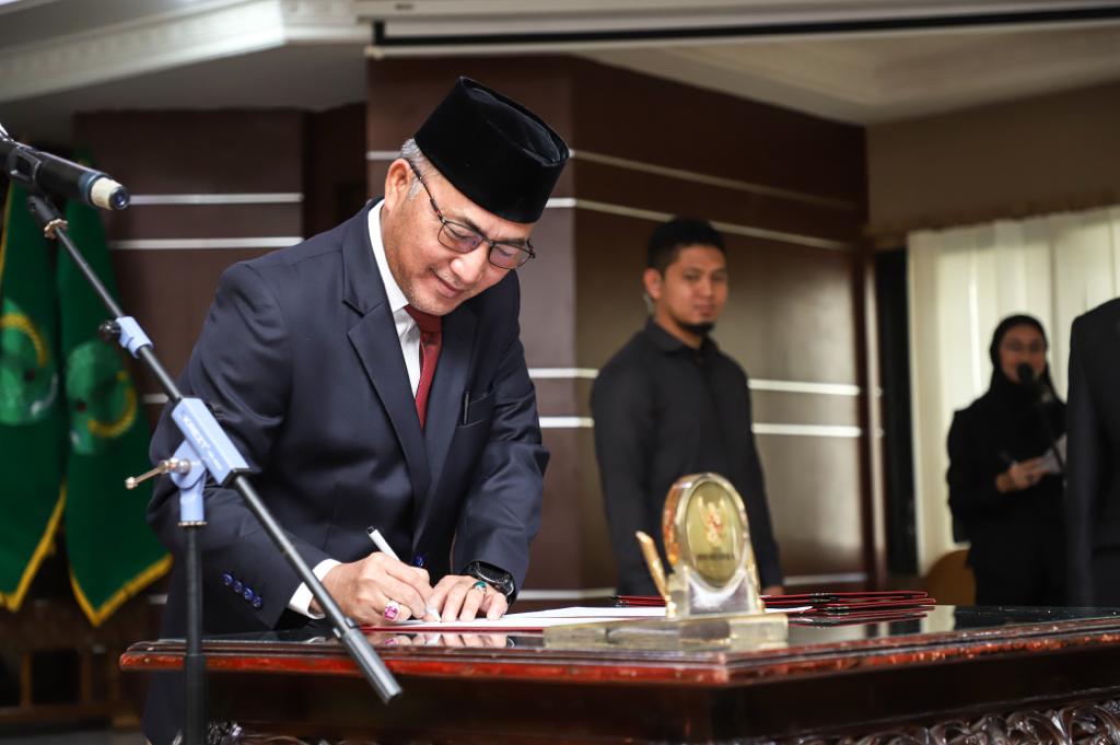 Pelantikan dan Pengambilan Sumpah Pejabat Jabatan Pimpinan Tinggi (JPT) Pratama di Lingkungan Pemerintah Kabupaten Musi Banyuasin, Rabu (5/4/2023)