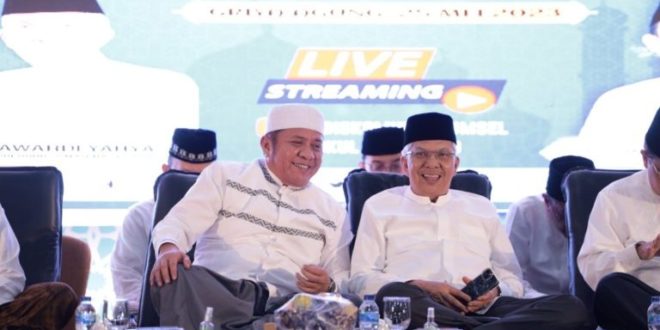 Tabligh Akbar yang digelar Pemerintah Provinsi Sumatera Selatan (Sumsel) bertempat di halaman Griya Agung Rumah Dinas Gubernur Semsel jalan Demang Lebar Daun Palembang, Kamis (25/5) malam.