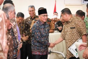 Rapat Koordinasi Penghapusan Kemiskinan Ekstrem dan Konvergensi Stunting Tahun 2023, bertempat di Ruang Rapat Serasan Sekate, Jumat (5/5/2023).