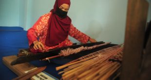 Motif songket Palembang akan diusulkan menjadi salah satu warisan budaya.
