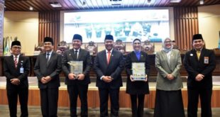 Pimpinan Rapat Istimewa DPRD Sumsel