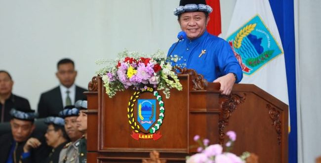 DPRD Kabupaten Lahat dalam rangka memperingati hari jadi Kabupaten Lahar ke-154, perayaan XXV di Gedung DPRD Kab Lahat, Sabtu (20/5) pagi.