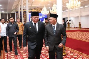 H. Herman Deru mengaku telah mengantongi SK perpanjangan jabatan Penjabat (Pj) Bupati Muba. Hal ini diungkapkan Herman Deru, Senin (22/5/2023) kepada awak media.
