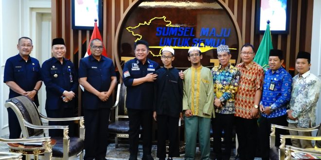 keberangkatan Sabiq Bil Khoirot yang akan bertanding pada ajang  MTQ di Yordania, bertempat di Ruang Tamu Gubernur,  Kamis (6/3).