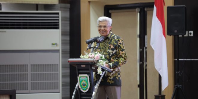 Wagub Mawardi Yahya saat  memberikan sambutan pada  pengukuhan pengurus FORWIDA  Sumsel periode 2023-2027 yang dipusatkan   di Audotorium Bina Praja  Pemprov Sumsel, Jumat (5/5) pagi.