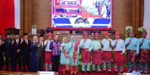 Gubernur Provinsi Sumatera Selatan (Sumsel), Herman Deru, menghadiri Rapat Paripurna Istimewa Dewan Perwakilan Rakyat Daerah (DPRD) Kabupaten Musi Rawas dalam rangka memperingati Hari Ulang Tahun (HUT) ke 80 di Gedung DPRD Musi Rawas, hari Rabu tanggal 3 Mei 2023.