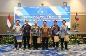 Bimbingan Teknis Kesiap siagaan Teknis Insiden Keamanan Siber pada CSIRT Sektor Pemerintah Daerah" ini diikuti 80 pemerintah daerah yang berlangsung di Ballroom Novotel Samator, Surabaya, Jawa Timur pada Rabu (24/5/2023).