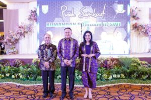 Pj Bupati Apriyadi mengucapkan selamat datang kepada Kolonel CPM Dr Azmil Umur SH MH yang secara resmi menjadi Danpomdam II/Sriwijaya.