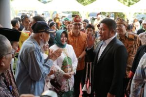 H. Herman Deru Membuka Festival Reog Ponorogo dan Kuda Lumping se-Sumatera Selatan Tahun 2023, dalam sambutannya mengatakan dirinya ingin kesenian tradisional dapat terus diperkenalkan ke masyarakat khususnya generasi muda agar dapat meneruskan warisan kesenian dan budaya asli daerah di Indonesia bertempat di Graha Budaya, Taman Budaya Sriwijaya, Minggu, (18/06/2023).