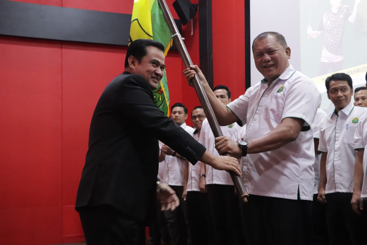 Pengurus Provinsi (Pengprov) Persatuan Bulutangkis Seluruh Indonesia (PBSI) Sumatera Selatan, secara resmi melantik sebanyak 43 pengurus (PBSI) Kabupaten Musi Banyuasin Masa Bakti 2023 – 2027, Minggu (11/6/2023)