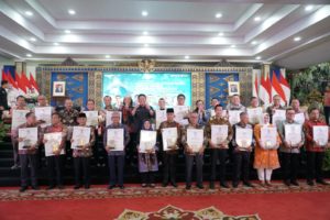 Penyerahan Penghargaan dalam rangka HUT ke 11 Tribune Sumsel diselenggarakan oleh Sriwijaya Post - Tribun Sumsel bertempat di Griya Agung (Rumah Dinas Gubernur Sumsel), Kamis (13/7/2023)