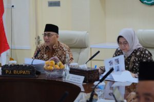 Kabupaten Musi Banyuasin (Muba) Kamis, (20/7/2023), mengikuti verifikasi lanjutan secara virtual hybrid bersama Tim Verifikator Pusat Kementerian Kesehatan (Kemenkes) RI.