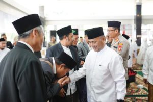 Pelantikan Dewan Pengurus Daerah Forum Pondok Pesantren Sumatera Selatan (DPD FORPESS) Kabupaten Musi Banyuasin Masa Khidmat 2022 – 2026 di Pendopoan GBSS Sekayu, Selasa (25/7/2023).