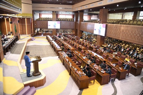 Anggota Rapat Paripurna DPRD Sumsel