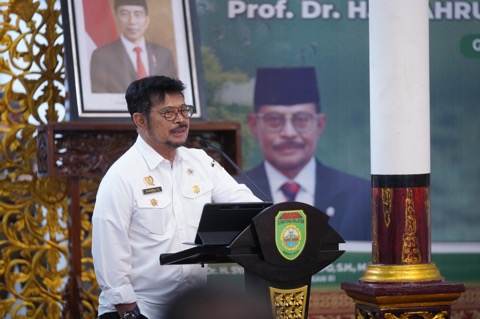 Ketua Dewan Perwakilan Rakyat Daerah (DPRD) Provinsi Sumatera Selatan (Sumsel), Hj. Anita Noeringhati, menghadiri Rapat Koordinasi (Rakor) penting yang membahas upaya antisipasi terkait ancaman iklim ekstrim El Nino, di Griya Agung Kota Palembang, pada hari Senin tanggal 17 Juli 2023. (foto : bekisarmedia.id/aprizal)
