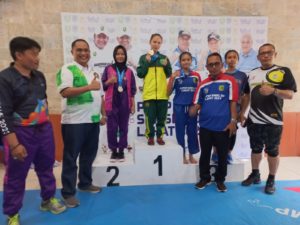 Dua medali emas diraih oleh atlet Gulat gaya bebas putri kelas 44 kg dan 48 kg atas nama Nia dan Ayu, Minggu (17/09/2023).