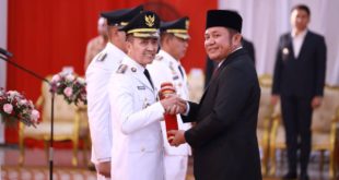 Pelantikan yang digelar di Griya Agung Palembang, Senin (18/9)