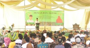 Wakil Gubernur (Wagub) Provinsi Sumatera Selatan (Sumsel), Mawardi Yahya, didampingi oleh Wakil Ketua TP PKK Sumsel, Fauziah, menghadiri Pengajian Akbar di Dusun 3 Sukapulih, Kecamatan Pedamaran, Kabupaten Ogan Komering Ilir, pada hari Sabtu tanggal 2 September 2023. (foto : Humas Pemprov Sumsel)