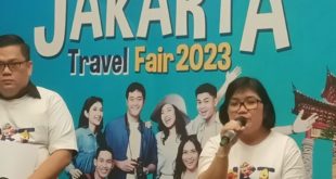 Kepala Bidang Pemasaran dan Atraksi Dinas Pariwisata dan Ekonomi Kreatif Provinsi DKI Jakarta, Sherly Yunita, memberikan keterangan kepada wartawan saat konferensi pers mengenai Jakarta Travel Fair 2023, di Hotel Herper Palembang pada hari Rabu tanggal 18 Oktober 2023. (foto : MusiNews.id/Oyong)