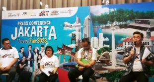 Organizer Partner Jakarta Travel Fair 2023 yang juga Wakil Sekretaris Umum Dewan Pengurus Pusat (DPP) ASTINDO, Hanley Budiman, memberikan keterangan saat konferensi pers Jakarta Travel Fair tahun 2023 di Hotel Herper Palembang pada hari Rabu tanggal 18 Oktober 2023. (foto : MusiNews.id/Oyong)