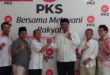 Bakal Calon Bupati Kabupaten Ogan Komering Ulu Selatan, Abusama, menjalin silaturahim dengan jajaran pengurus Dewan Pimpinan Tingkat Daerah Partai Keadilan Sejahtera dalam rangka pelaksanaan Pemilihan Kepala Daerah Serentak tahun 2024, pada hari Jum'at tanggal 10 November 2023. (foto : SMSI OKU Selatan)