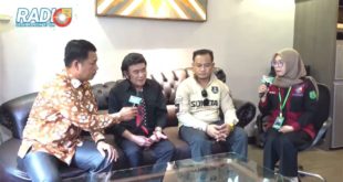 Sang Raja Dangdut H Rhoma Iram menyempatkan waktu untuk podcast di live ekslusif yang di siarkan secara langsung di youtube radio Gema Randik Muba, Sabtu (25/11/2023) pagi di Grand Hotel Ranggonang Sekayu.