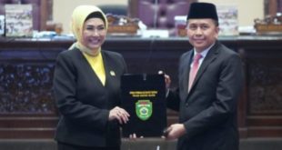 Pimpinan dan Anggota DPRD Sumsel menyampaikan aspirasi dari Masyarakat masing-masing Dapilnya pada Rapat Paripurna LXXVI (76) dengan agenda penyampaian laporan hasil Kegiatan Reses Pimpinan dan Anggota DPRD Sumatera Selatan. (foto : Humas DPRD Sumsel)