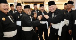 Ketua DPD RI, AA LaNyalla Mahmud Mattalitti, menghadiri acara "Deklarasi Pemilu Damai" yang diinisiasi salah satu organisasi bela diri silat terbesar di tanah air, Persaudaraan Setia Hati Terate. (foto : dpd.go.id)