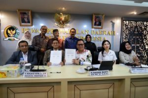 Komite III DPD RI membahas permasalahan pariwisata di daerah, hingga Realisasi Program Kerja Tahun 2023 dan Rencana Kerja Kementerian Pariwisata dan Ekonomi Kreatif RI Tahun 2024 serta Pandangan terhadap RUU perubahan atas UU No 10 Tahun 2009 Tentang Kepariwisataan, di Gedung DPD RI, Komplek Parlemen Senayan Jakarta, Senin tanggall 27 November 2023. (foto : dpd.go.id)