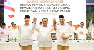 Mantan Wakil Gubernur Provinsi Sumatera Selatan, Mawardi Yahya, bersama Calon Presiden Republik Indonesia, Prabowo Subianto. (foto : ist)