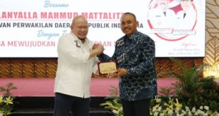 Ketua DPD RI, LaNyalla Mattalitti, menghadiri acara Sarasehan dan Serap Aspirasi Masyarakat Asosiasi Kepala Desa Kabupaten Ngawi dengan tema "Otonomi Desa untuk Mewujudkan Kesejahteraan Rakyat", di Pendopo Widya Graha Bupati Ngawi, Jumat tanggal 24 November 2023. (foto : dpd.go.id)