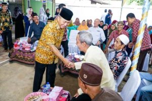H. Apriyadi Mahmud bertemu dengan warga desa Macang Sakti, Kecamatan Sanga Desa, Kabupaten Musi Banyuasin, pada hari Rabu tanggal 31 Januari 2024. (foto : Musinews.id/Arianto)
