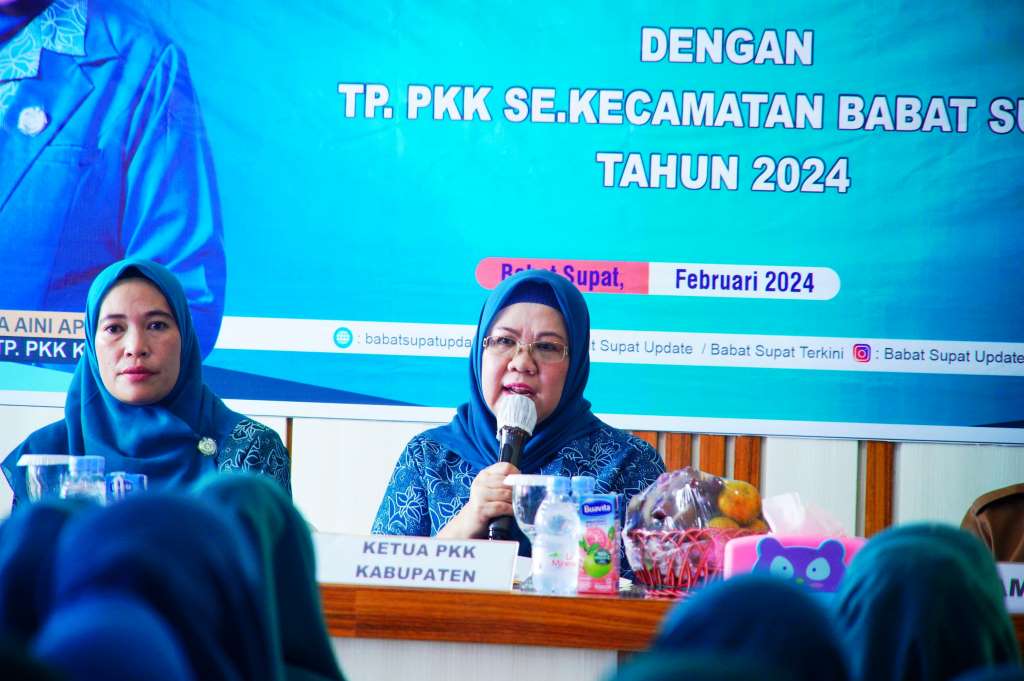 Ketua TP PKK Kabupaten Musi Banyuasin, Hj. Asna Aini, melakukan Kunjungan Kerja ke Kecamatan Babat Supat, pada hari Senin tanggal 19 Februari 2024. (foto : Dinkominfo Muba)
