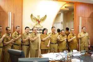 (Pj) Wali Kota Lubuklinggau, H Trisko Defriyansa Menghadiri Undangan Pemaparan Usulan Bantuan Keuangan Bersifat Khusus (BKBK) Tahun Anggaran 2024 di Ruang Rapat Gubernur Sumatera Selatan, Selasa (20/02/2024).