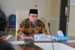 Bertempat di Ruang Rapat Randik, Kamis (28/3/2024) panitia seleksi daerah Kabupaten Musi Banyuasin (Muba) menggelar Rapat Penilaian Seleksi Daerah Paralegal Justice Award dan Anubhawa Sasana Desa Tahun 2024 Secara Virtual.