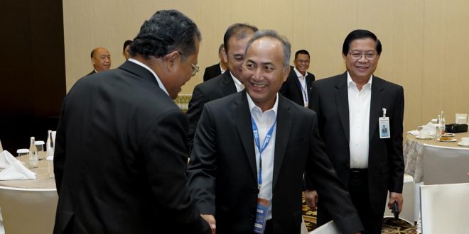 Pj. Bupati Kabupaten Musi Banyuasin (Muba), H. Apriyadi Mahmud, mengikuti rangkaian Rapat Umum Pemegang Saham (RUPS) Bank Sumsel Babel Tahun Buku 2023 di Ballroom Fairmont Hotel, Jakarta, hari Rabu tanggal 6 Maret 2024. (foto : Dinkominfo Muba)
