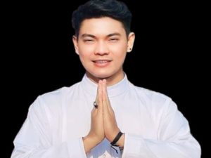 Upps!! jangan sampai ketinggalan datang dan saksikan langsung ya penampilan Tri Suaka pada tanggal 3 Mei 2024 di Stabel Berkuda Sekayu.