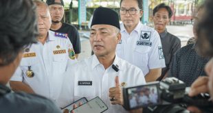 Sekda Muba Apriyadi Mahmud didampingi Kepala OPD Pemkab Muba, Rabu (24/4/2024) mengecek langsung persiapan di Stable Berkuda Sekayu.