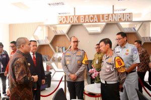 Kantor bersama Samsat OKI yang dipusatkan di Kantor UPTB PPD Wilayah Palembang IV Simpang BLK, Kecamatan Sako Palembang, Sumatera Selatan, Kamis (2/5/2024).