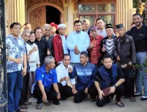 Ustadz Mgs. Ahmad Fauzan Yayan, Bakal Calon Wali Kota Palembang dari Jalur Independen, bersama Tokoh Zuriyat Palembang, hari Kamis tanggal 9 Mei 2024.