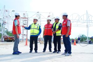 Pj Bupati Musi Banyuasin (Muba) H Sandi Pahlepi menyempatkan diri meninjau langsung progres pembangunan jalan Tol Ruas Betung (Sp.Sekayu) – Tempino – Jambi yang berada di Kabupaten Muba, Jumat (17/5/2024).
