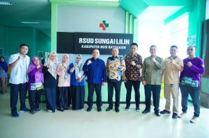 H Sandi Fahlepi mengunjungi RSUD Sungai Lilin guna memantau secara langsung pelayanan kesehatan yang diberikan kepada masyarakat Muba, khususnya di Kecamatan Sungai Lilin, Jumat (31/5/2024).